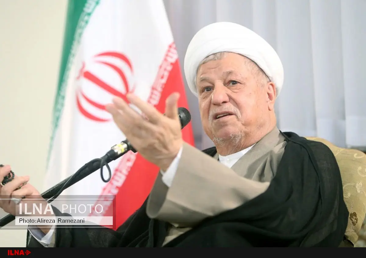 القای دور کردن مردم از فضای سیاسی برای گرفتن پشتوانه نظام است