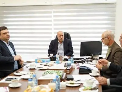 برگزاری نشست اعضای هیات رییسه سازمان لیگ فوتسال با رییس فدراسیون