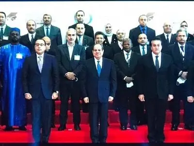 افزودن «زبان فارسی» به عنوان یکی از زبان‌های رسمی آیسسکو، در کنار سایر زبان‌های عربی، انگلیسی و فرانسوی