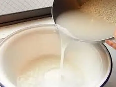 فواید آب برنج برای پوست