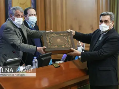 تقدیم لایحه بودجه ۱۴۰۰ توسط شهردار تهران 