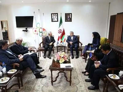 نشست مشترک مسئولان کمیته ملی المپیک با سفیر اندونزی بر گزار شد 