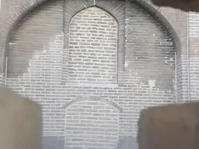 مرمت غیراصولی در مدرسه خان متوقف شد