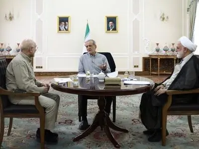 تأکید سران قوا بر تحکیم وحدت ملی و صیانت از اقتدار ایران در نشست سه‌قوه
