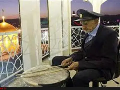 قدیمی‌ترین نوازنده‌نقاره در حرم امام رضا(ع) درگذشت