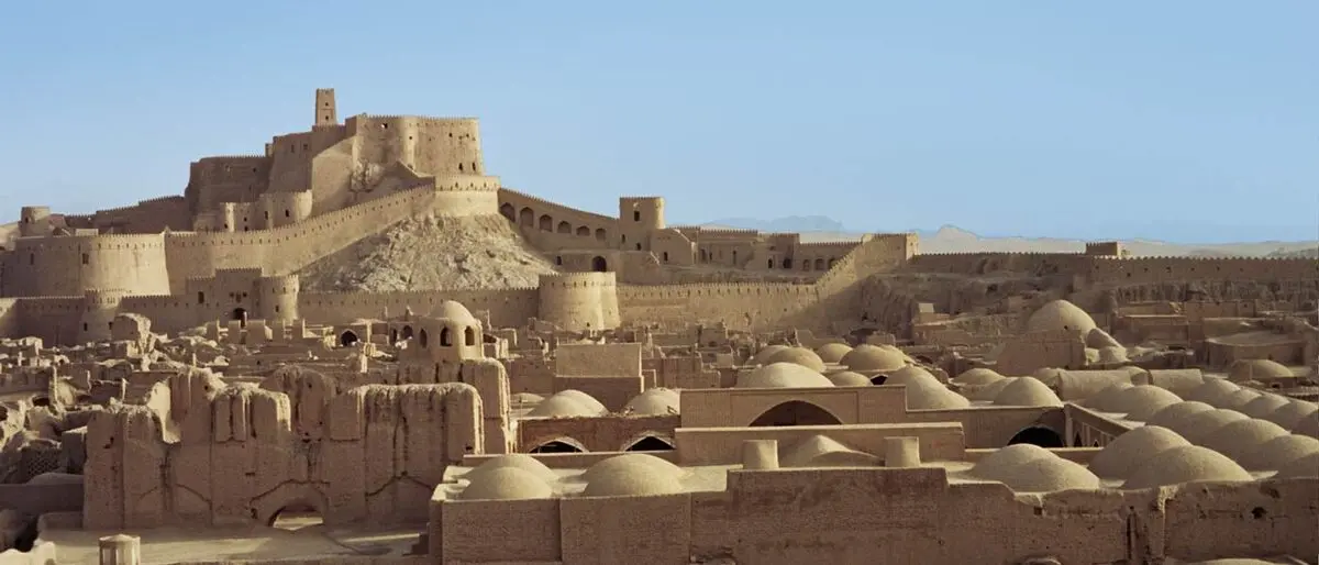 افتتاح موزه تاریخ و باستان‌شناسی بم تا پایان ۱۴۰۰/ نمایش آثاری از دوره نوسنگی تا اسلامی در موزه تاریخ و باستان‌شناسی بم/ اگر مصالح مرمت ارگ جهانی بم خاک و خشت نبود با مشکل تامین مصالح روبه رو می‌شدیم