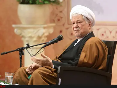 نباید با تقویت نقاط اختلاف شیعه و سنی، به درگیری ها دامن بزنیم