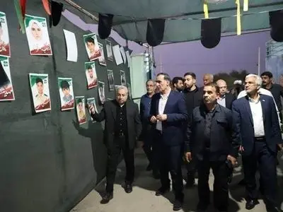 شهدای مدرسه شجره طیبه میناب الگوها و چهره ماندگار تاریخ ایران هستند