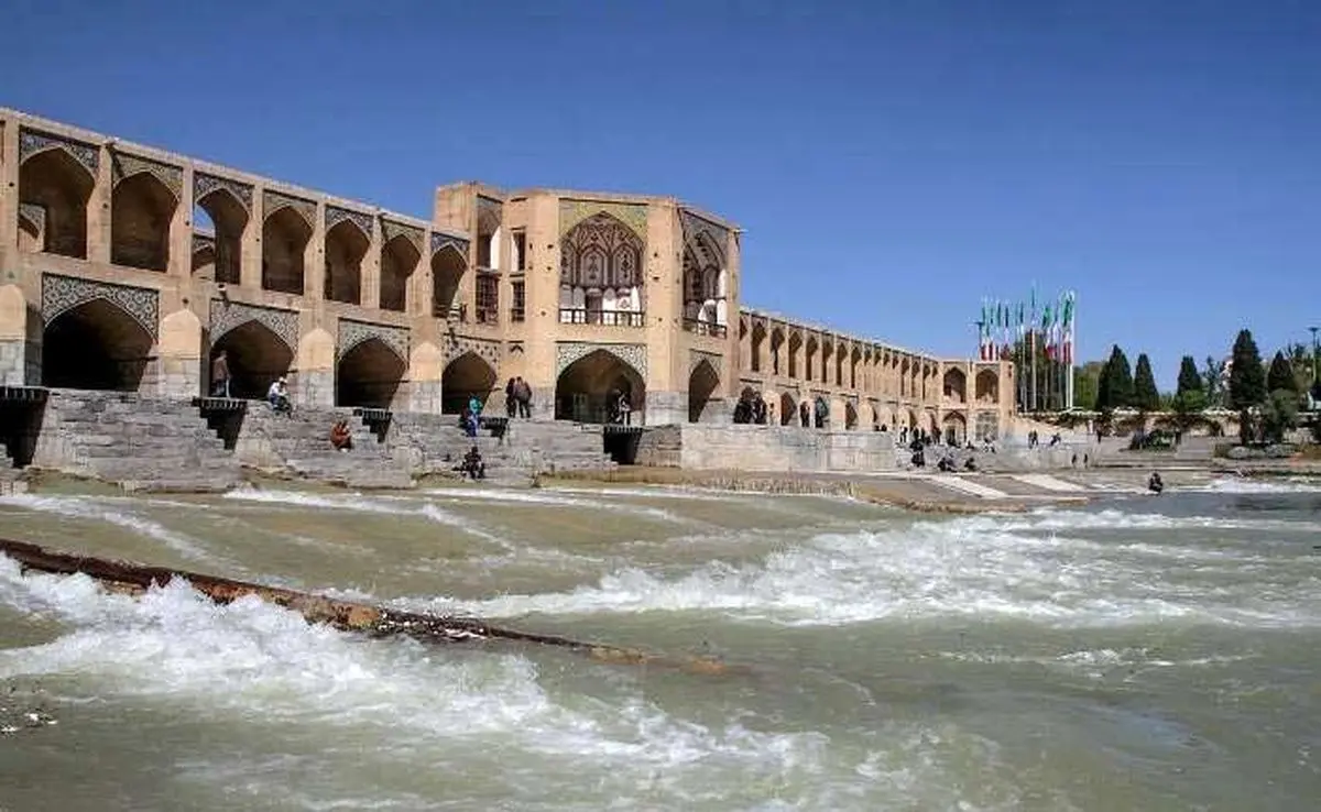جریان آب در زاینده‌رود آثار مثبت زیست‌محیطی به همراه داشت