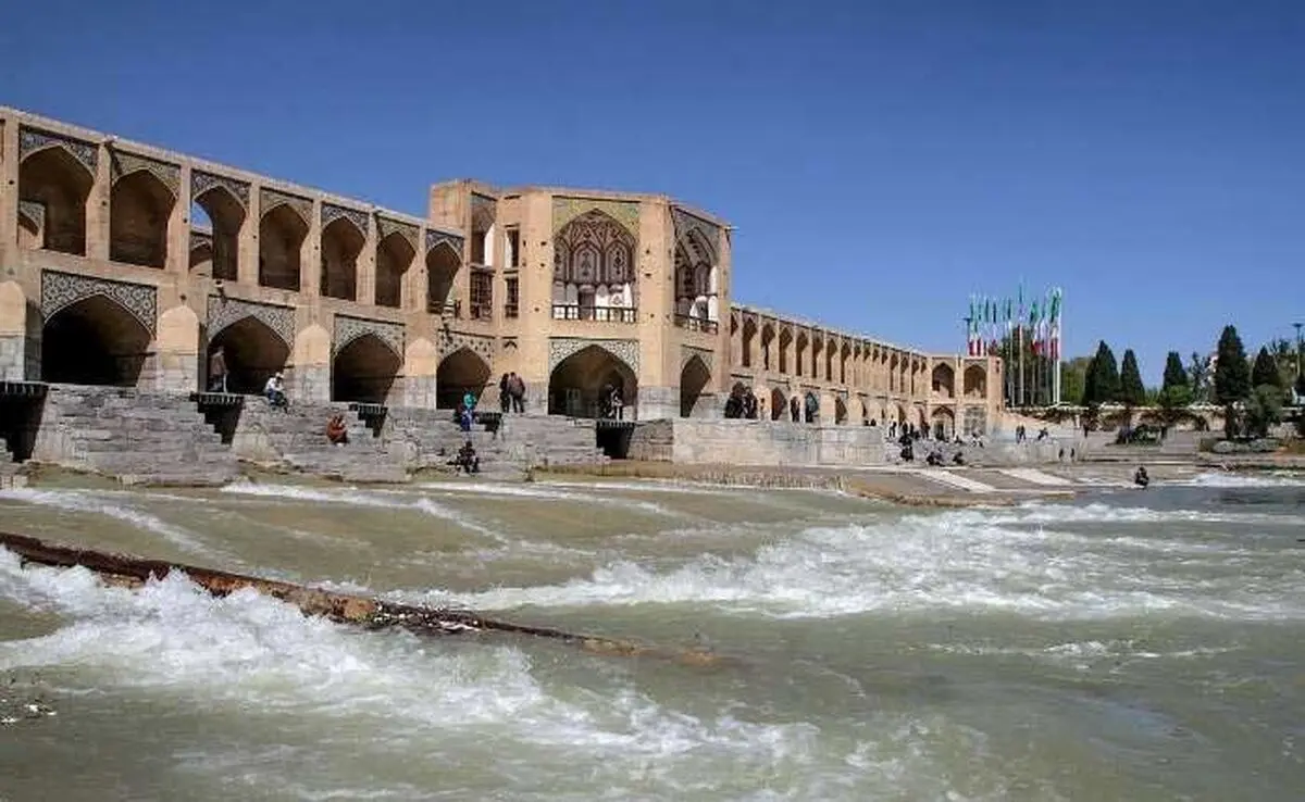 جریان آب در زاینده‌رود آثار مثبت زیست‌محیطی به همراه داشت