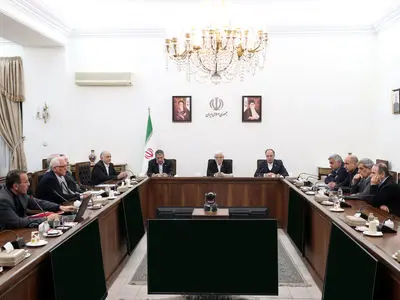 زمینه‌ حضور جدی دو موسسه انستیتو پاستور و موسسه رازی و شرکت‌های دانش بنیان در منطقه و جهان فراهم شود