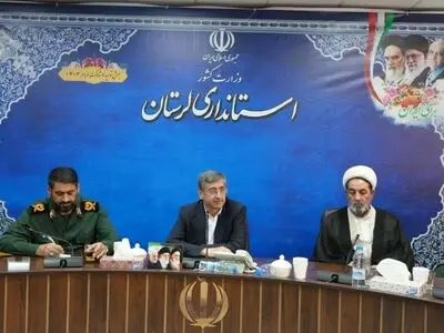 باید از لحظه لحظه وقتمان برای خدمت به مردم استفاده کنیم 