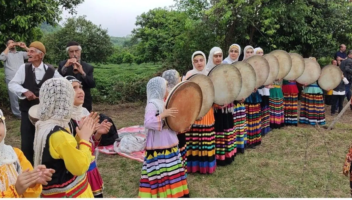 جشنواره شکوفه‌های بهار نارنج در کومله