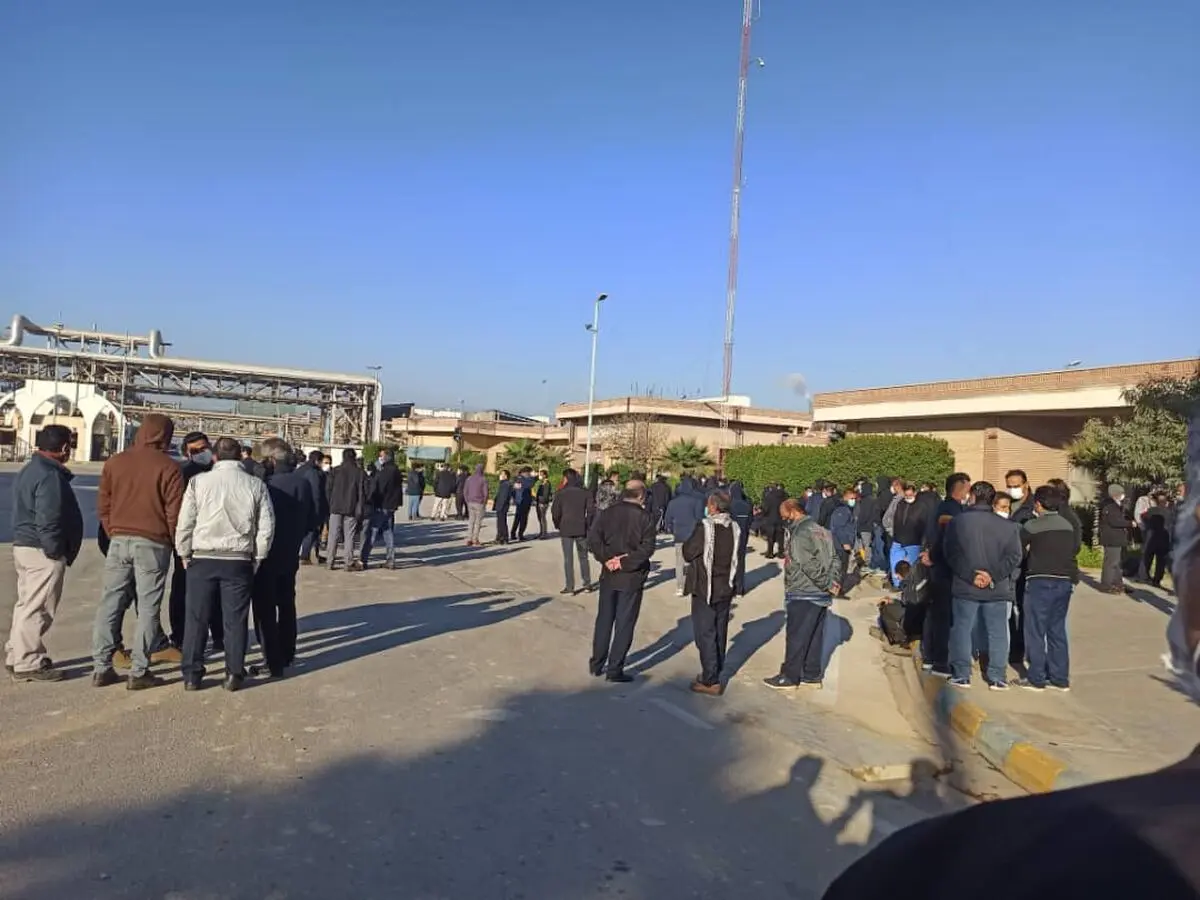 کارگران پتروشیمی تبریز تجمع کردند