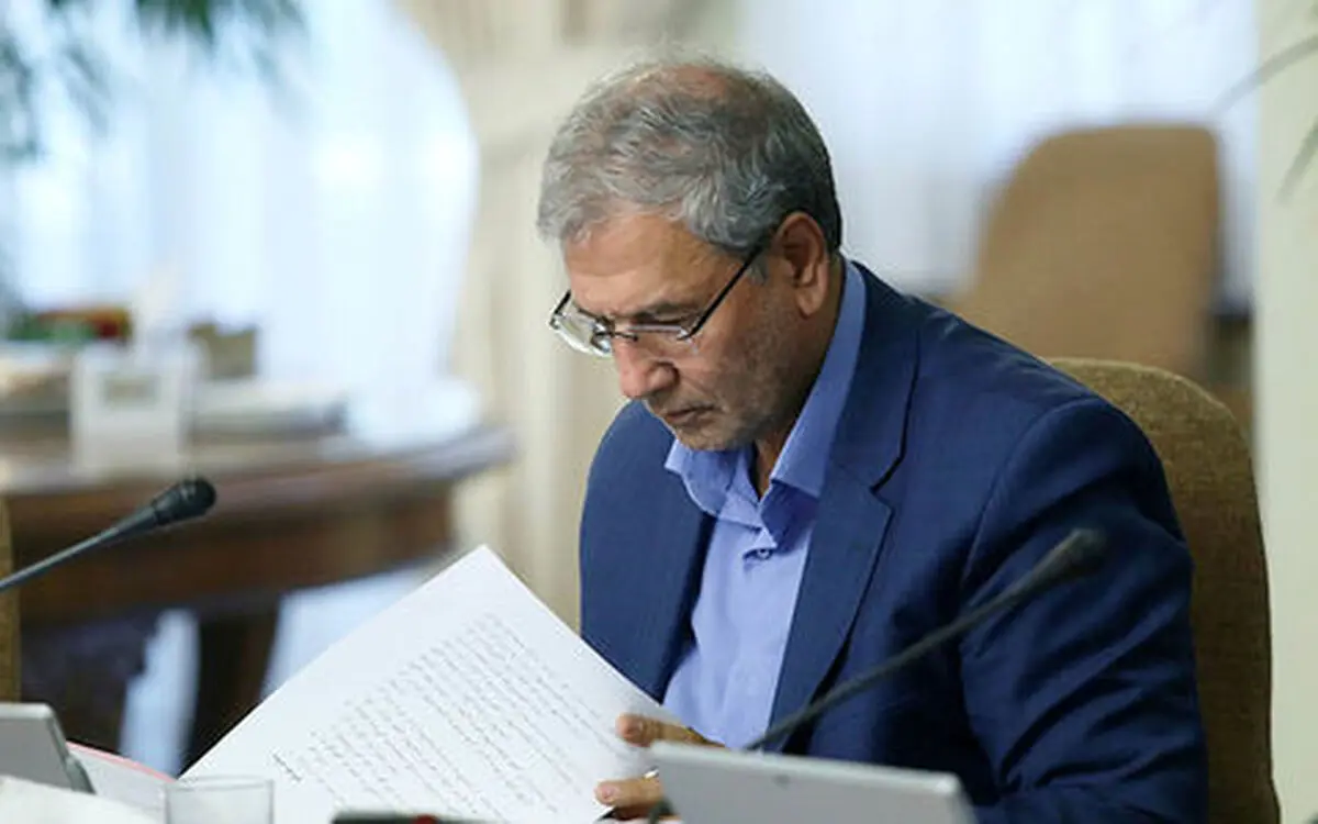 دولت فعلا برنامه‌ای برای حذف یارانه ندارد/افزایش مزد به نسبت تورم