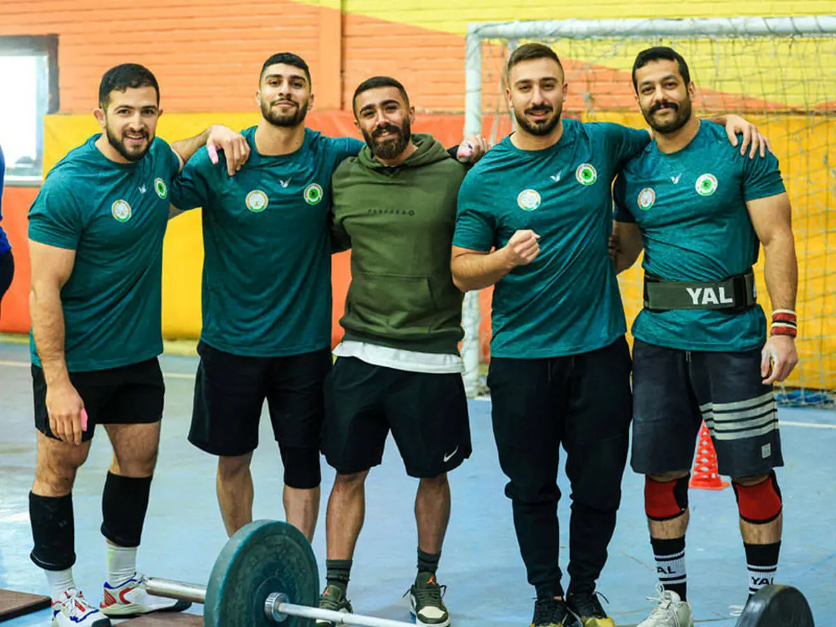 کراسفیت بی سر و صدا از فدراسیون وزنه برداری جدا شد
