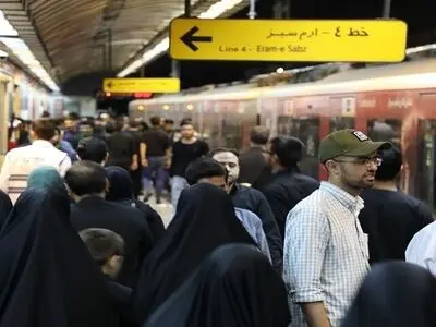 آغاز طرح «طرح تذکر لسانی؛ وظیفه همگانی» در متروی تهران 