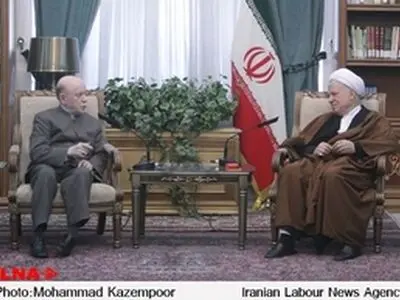 دیدار اعضای ستاد بزرگداشت مرحوم عسگراولادی با آیت الله هاشمی