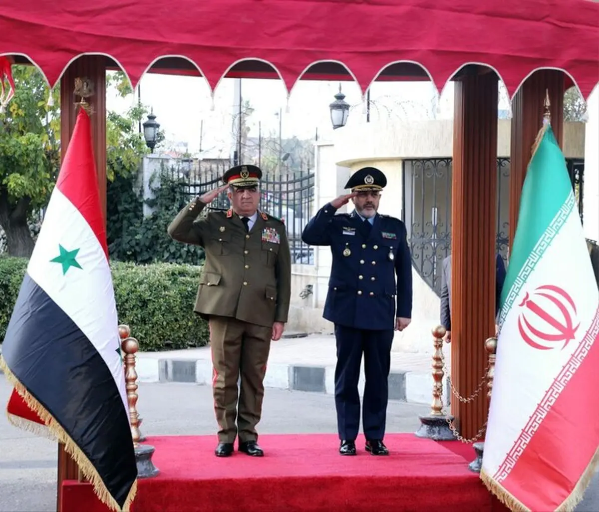 وزير دفاع إيران يلتقي نظيره السوري