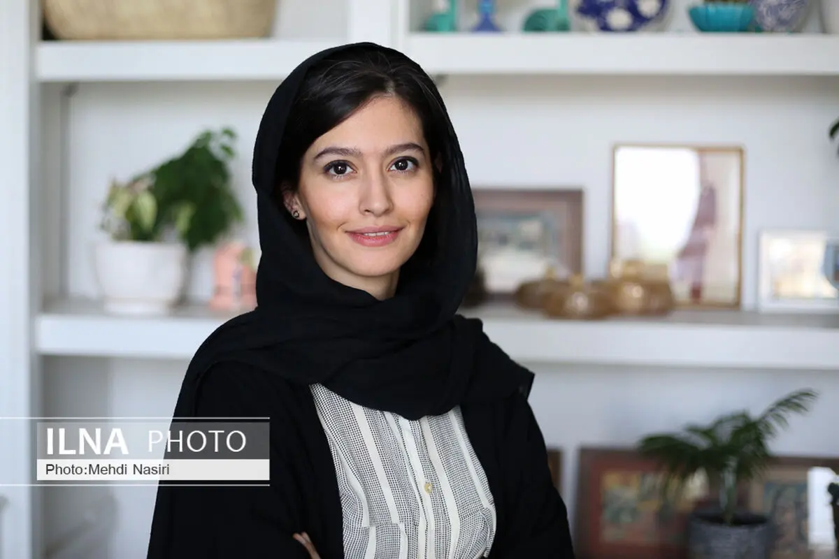 پردیس احمدیه لحظه تحویل سال را کنار امدادگران هلال احمر گذراند