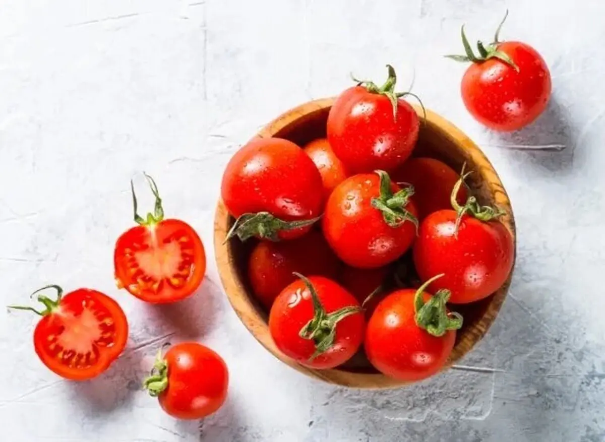 چرا گوجه‌فرنگی را نباید داخل یخچال گذاشت؟