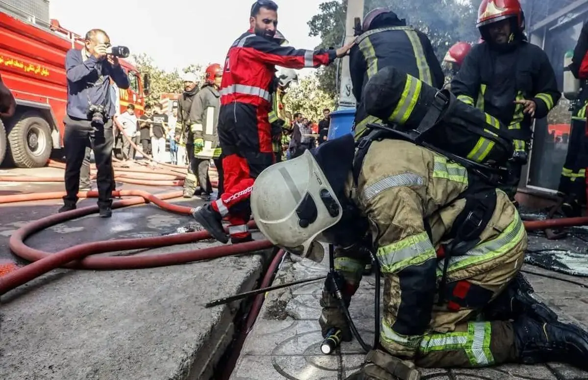 مرگ یک کارگر و یک آتش‌نشان در پروژه فاضلاب کرمان/ یک کارگر و دو آتش‌نشان مصدوم شدند