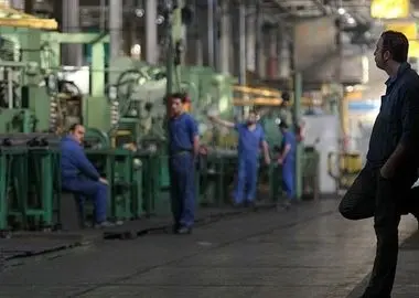 در جنگ قراردادهای کارگران خودکار تمدید نمی‌شود / شرایط تعلیق قراردادها