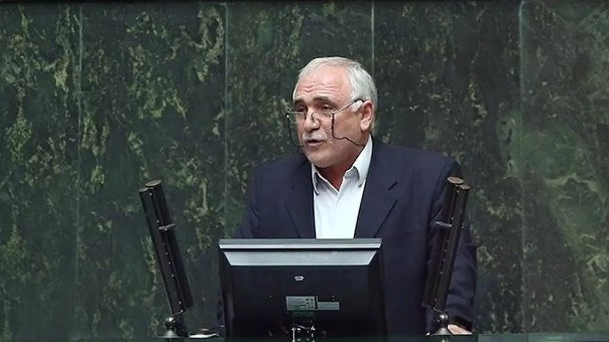 بازنشستگان فرهنگی تحت پوشش بیمههای تکمیلی قرار گیرند