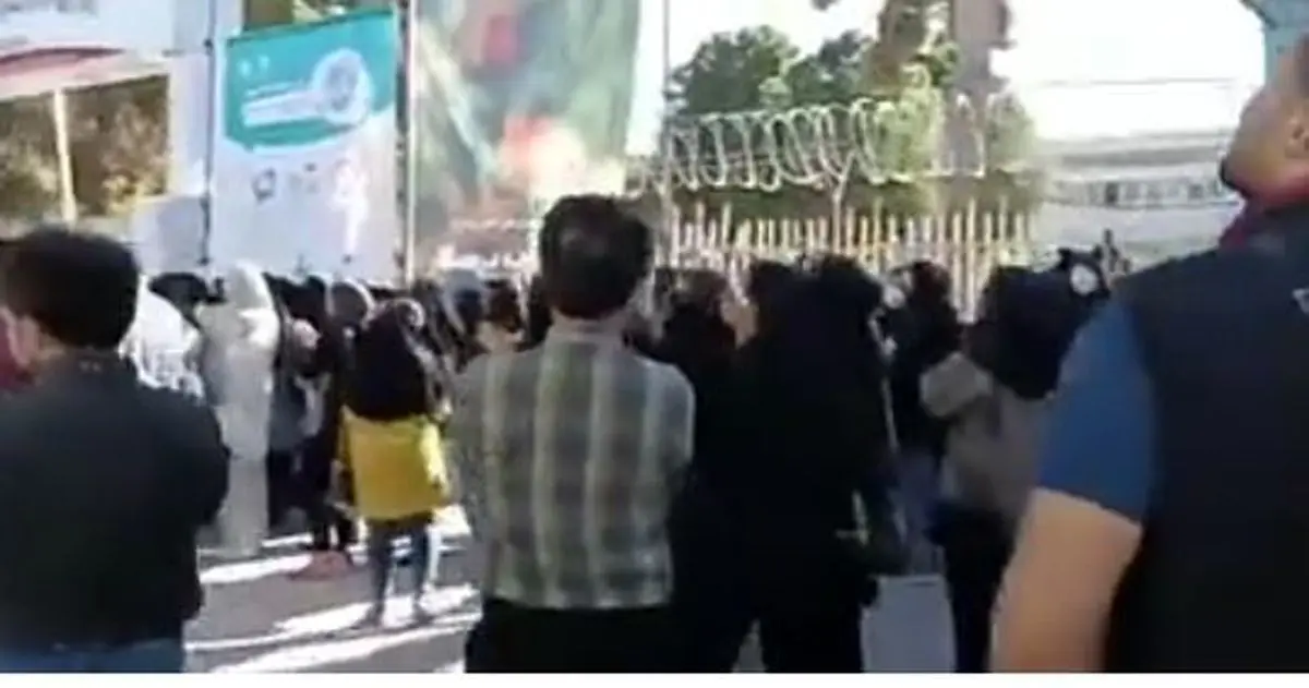 تجمع پرستاران کرمانشاه در اعتراض به بی‌عدالتی