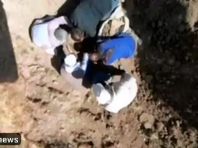 شهدای گمنام چطور شناسایی می شوند؟ + فیلم