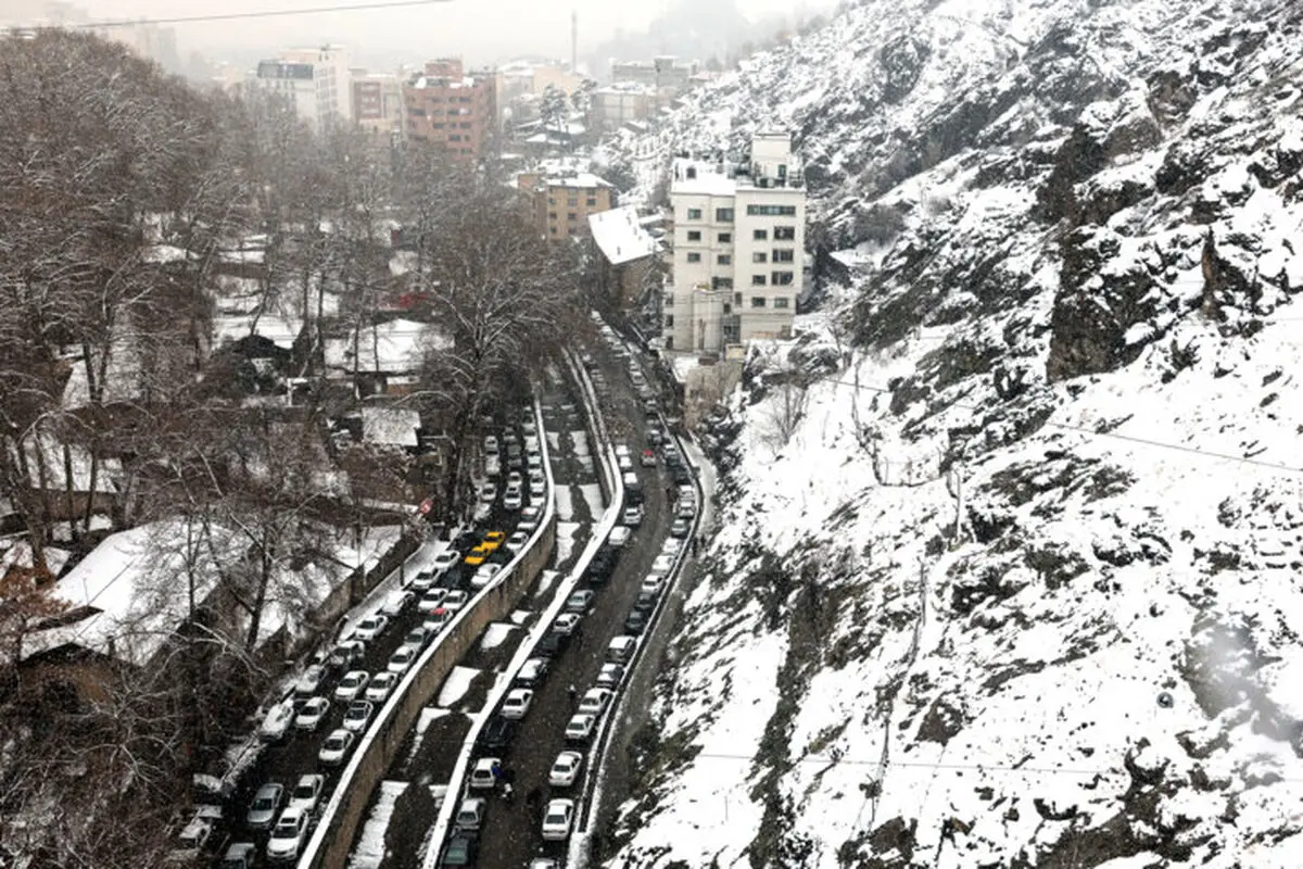 توصیه‌های پلیس راه تهران بزرگ برای رانندگی در شرایط بارانی و برفی

