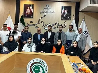 مراسم تجلیل از مدال آوران و قهرمانان اسکیت برگزار شد 

