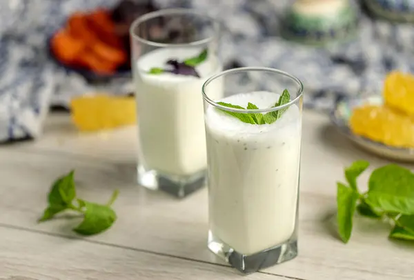 برای خوشمزه شدن دوغ چه چیزی لازم است؟ 