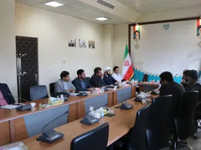 زمینه‌های همکاری قوه قضائیه و دانشگاه قم بررسی شد