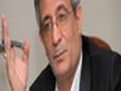 با پارک خودروهای سنگین در مبادی شهر تبریز برخورد می‌شود