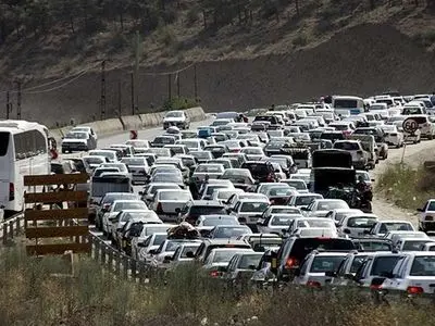 ترافیک سنگین در جاده هراز وآزادراه تهران‌-کرج‌-قزوین