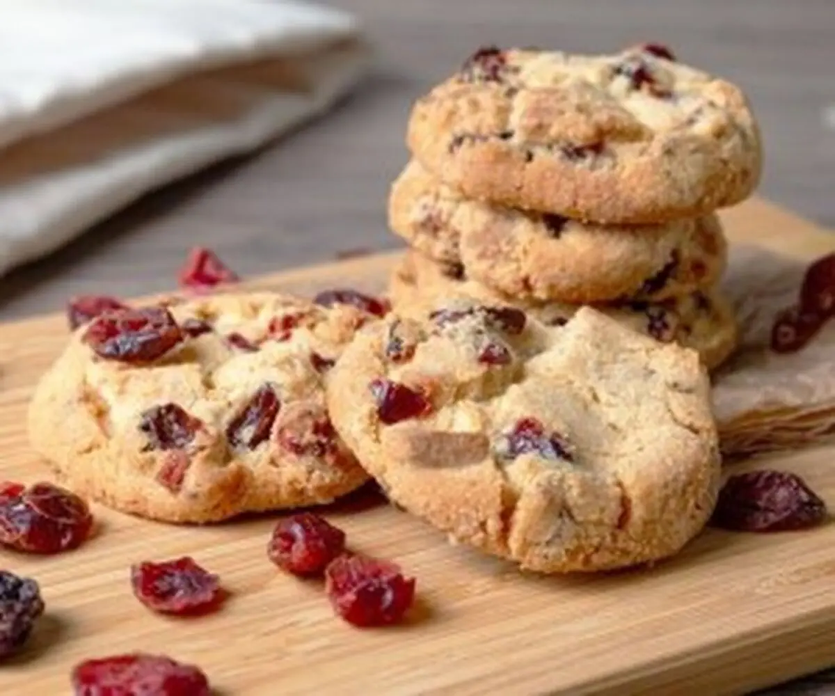 طرز تهیه شیرینی کشمشی خانگی