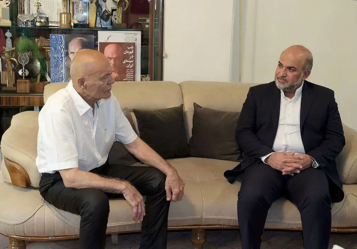 مدیرعامل صندوق اعتباری هنر به دیدار جمشید هاشم پور رفت