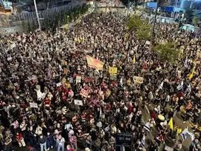 تظاهرات ساکنان سرزمین‌های اشغالی در نزدیکی ساختمان کنست 