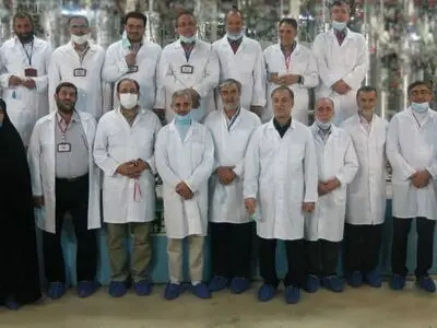 بازید اعضای کمیسیون امنیت ملی از محل حادثه نطنز/ بررسی سناریوهای مختلف این حادثه/ نهادهای مسئول پاسخ مقتضی را ارائه کنند
