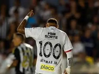 ویدئو: هنرنمایی نیمار با توپ تنیس در زمین تمرین