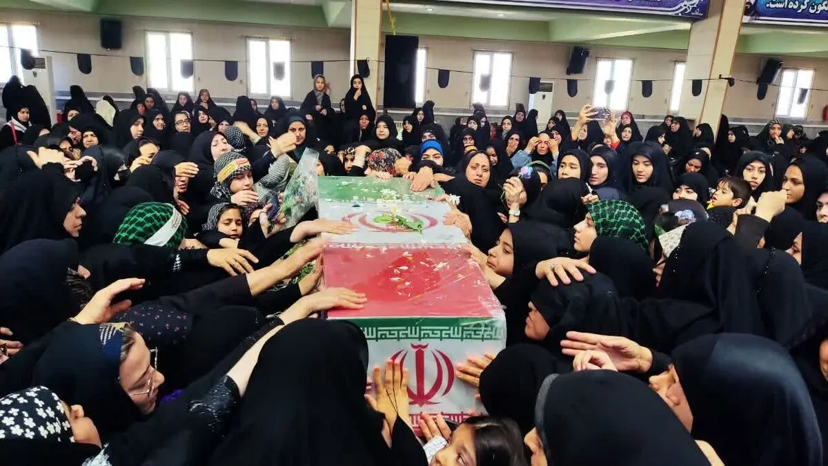 تشییع چهار تن از شهیدان مدافع میهن فسا