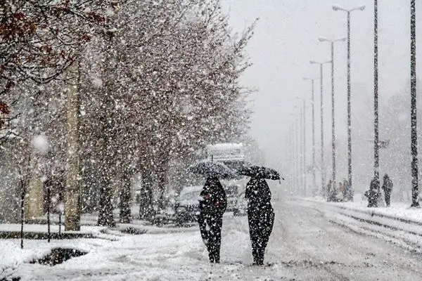 بارش شدید برف در تبریز