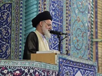 مسئولان برای رفع مشکلات معیشتی مردم تدبیر کنند
