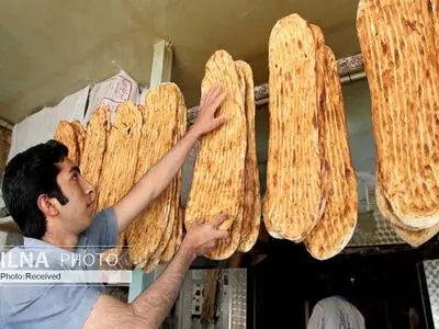 نان گران شد اما دستمزد ما ثابت ماند/ درآمد ما کمتر از یک میلیون و پانصد هزار تومان است