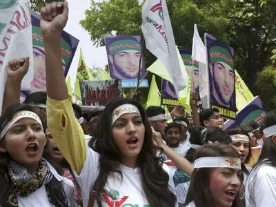 پاکستان دیپلمات سفارت هند را احضار کرد