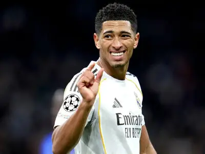 تذکر آربلوا به ستاره رئال مادرید: کمتر بدو!