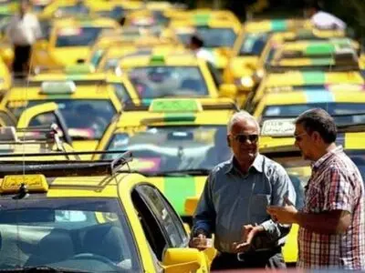 انجمن تاکسیرانان شهر تهران خواهان اجرای قانون حمل و نقل عمومی شد