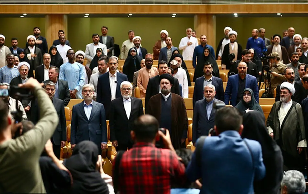 نیاز داریم در حوزه تولید آثار مرتبط با امام جریانسازی کنیم