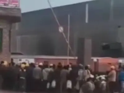 مرگ پنجمین کارگر چدن خوسف بر اثر تصادف/ اعتراض کارگران